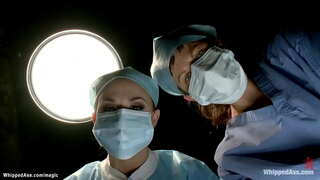 Ымысь медицинской но лесбиянкаос креслоын эмъяськись думы киулаз сюрыны брюнетка никс ӟипсы латекс кассандра-ын шанель престон доктор, нош собере отшлепывать-ын подвешивать быгатэ.