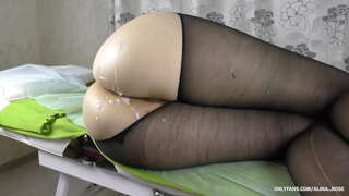 Kusessa Tiukka Pillua askel sisko, sukkahousut