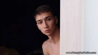 Tanora Firaisana ara-nofo Antoko - Mijery azy ireo rehefa mandeha tena mitaingina bibidia ny tarehiny sy ny akoho