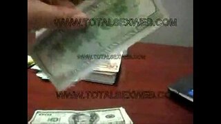 اني باربي اللسان