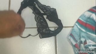 ˪� 빌어 먹는 사무실에서