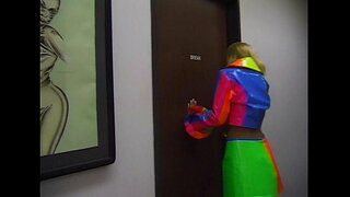 Metro - Dhùnadh Suas Agus a &#039; dèanamh dhomh - sealladh 1